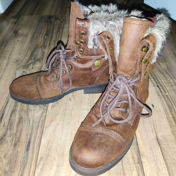 Curfew Monroe Women's Faux Fur Lined Booties Size: 7.5M - Picture 1 of 10